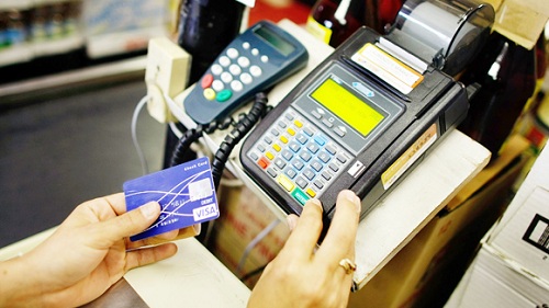 Hướng dẫn cách rút tiền mặt từ thẻ tín dụng tiện lợi nhất1
